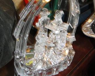 Crystal nativity