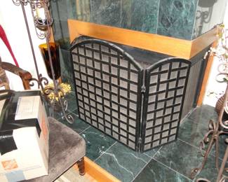 Fireplace screen