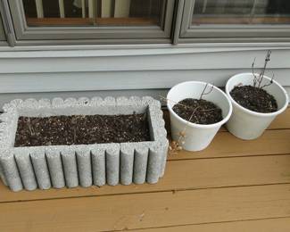 Concrete planter