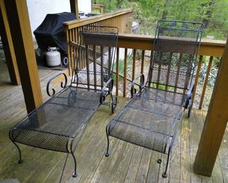 Chaise lounges iron