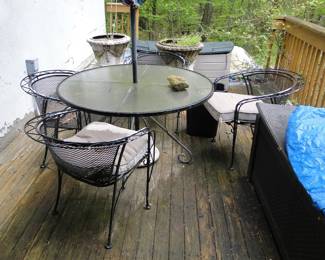 Iron patio set