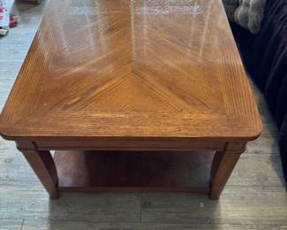 Lift coffee table