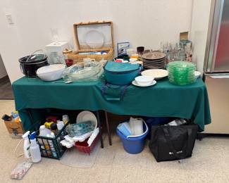 Kitchen items 