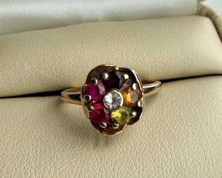 This lot features an antique 10k gold mother’s ring with various stones in a size 5.5 and a total approx. weight of 2.13 grams. This ring has been XRF tested and verified as 10k.
