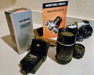 Vintage Honeywell Pentax Spotmatic II 35mm camera