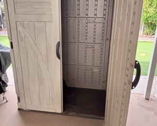 large outdoor suncast storage shed