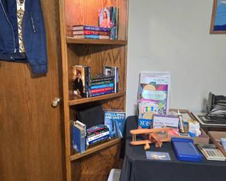 2nd lighted corner shelf 