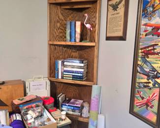 Lighted corner shelf