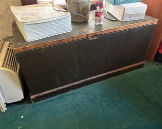 Wooden trunk (the one holding record albums)