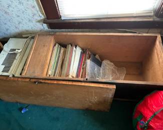 Wooden box with lid, old 78 RPM record collections and albums