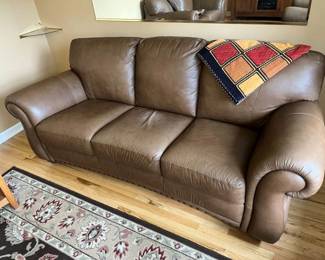 5495 Leather Sofa