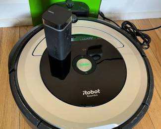 5495 iRobot Roomba 600 Series Vacuum