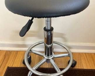 5495 Modern Hydraulic Swivel Rolling Stool
