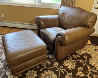 5495 Leather Armchair  Ottoman