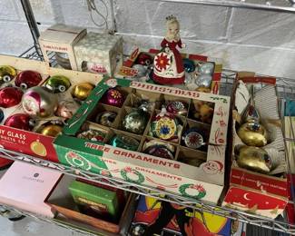 5495 Vintage Holiday