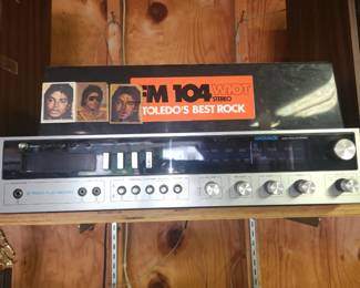 Magnavox stereo