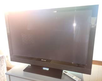 Pioneer plasma tv