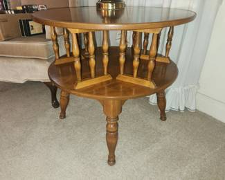 Vintage Ethan Allen end table