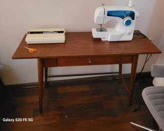 Sewing Table Desk