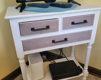 White Wooden Nightstand with 3 Drawers