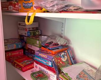 Kids books and puzzles 