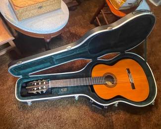 Acoustic Guitar 