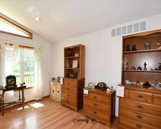 0284Bonus Room