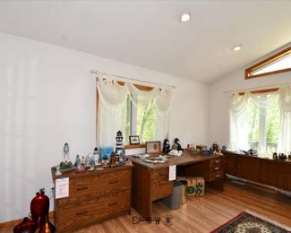 0285Bonus Room