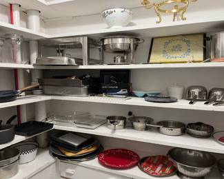 Bakeware & entertainment supplies
