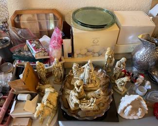 Knick knacks
