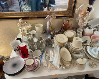 Knick knacks