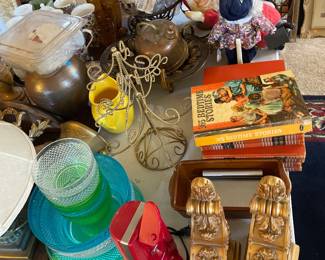 Knick knacks