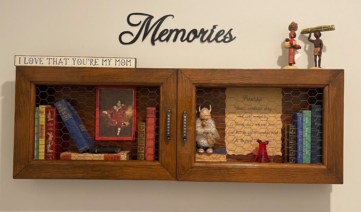Beautiful memory box, what a great way to welcome your guest!