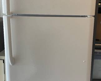 Nice clean working refrigerator