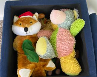 Calling all dog lovers, your doggie needs new toys!
