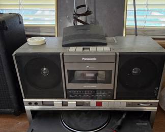 Panasonic Stereo  with Turntable 