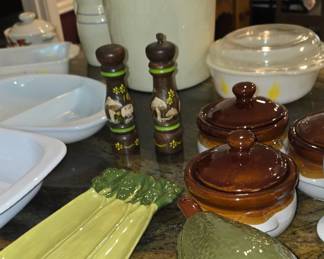 Kitchen Items 