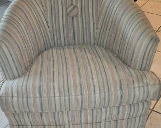 Barrel Chair