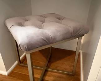 Tufted Velvet Vanity Stool
