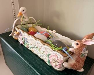 Fitz and Floyd Garden Rhapsody Cracker Caddy