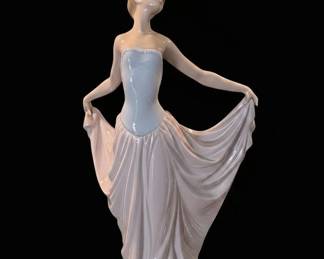 Lladro The Dancer Porcelain Figurine