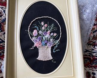 Oval Framed Floral Embroidery FW