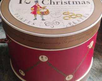 Williams Sonoma Days of Christmas Plates Set