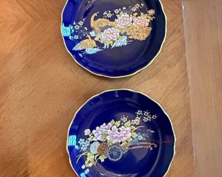 Kutani Porcelain Peacock and Floral Decorative Plates Set of 