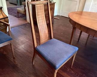 MidCentury Broyhill Lenoir House Dining Table and Chairs Set fourth image