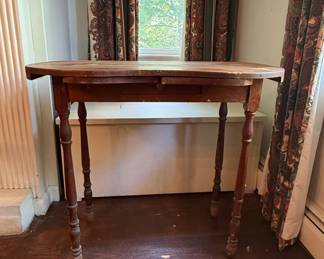 Antique Pine Drop Leaf Table