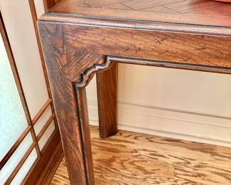 Henredon Furniture Four Centuries Collection Accent Sofa/Entryway Table