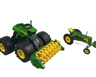 John Deere Tractor Toys ERTL 520 & Electronic