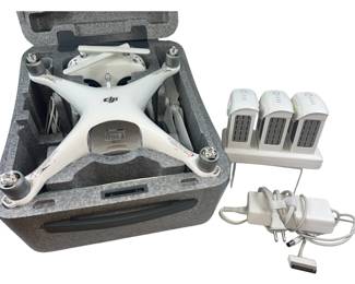 DJI Phantom 4 Model WM330A 4K Quadcopter Drone With Three Batteries WORKS