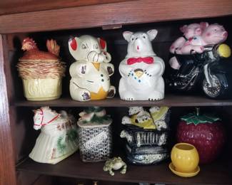 McCoy and other collectible cookies jars